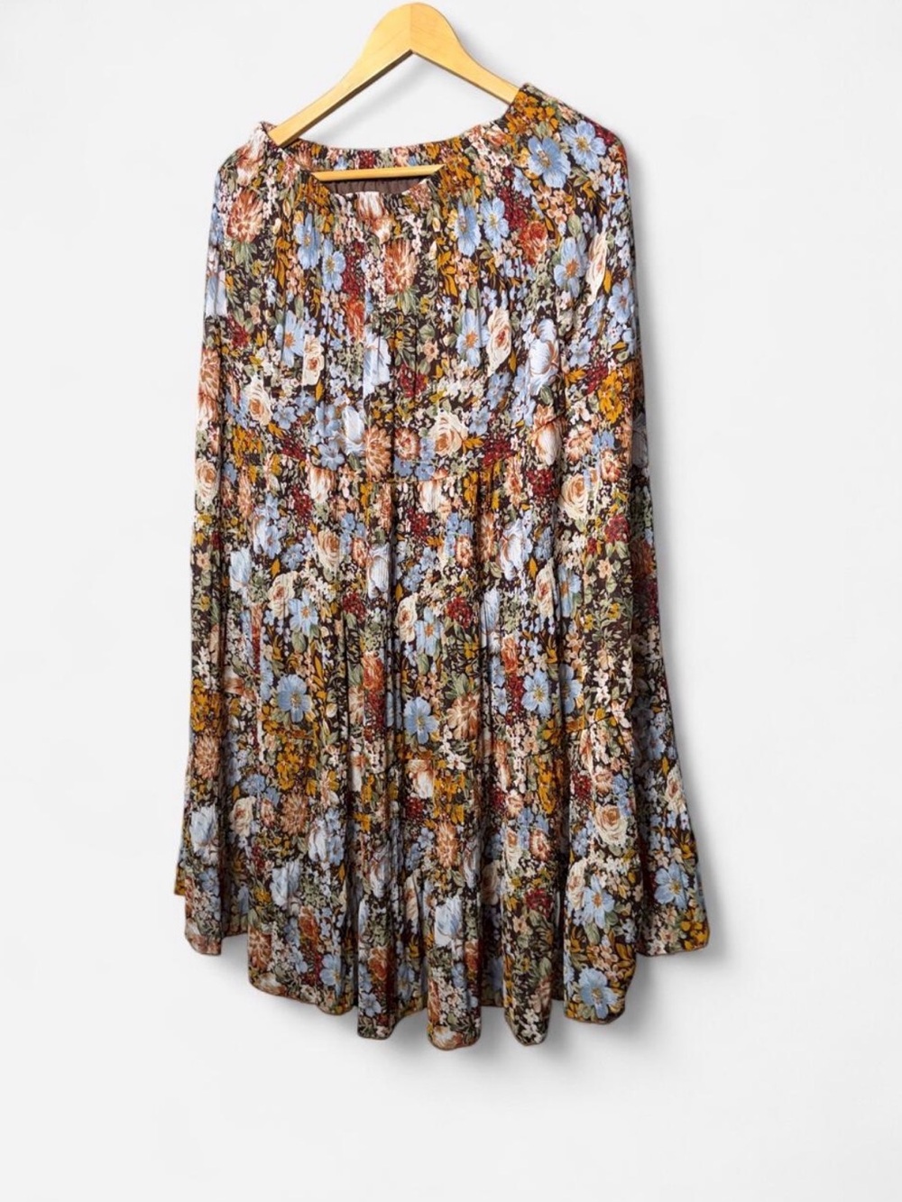 Bohemian Floral Tiered Maxi Skirt in Multicolor Floral